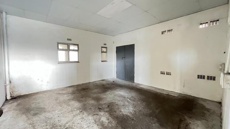 To Let commercial Property for Rent in Paarden Eiland Western Cape
